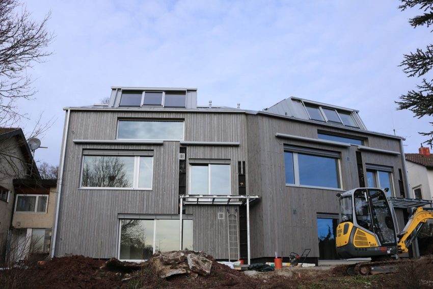 Mehrfamilienhaus in Massivholzbauweise Aussenasicht mit Fassade
